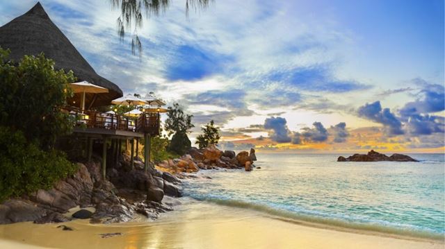 Romantic Honeymoon getaway destinations worldwide